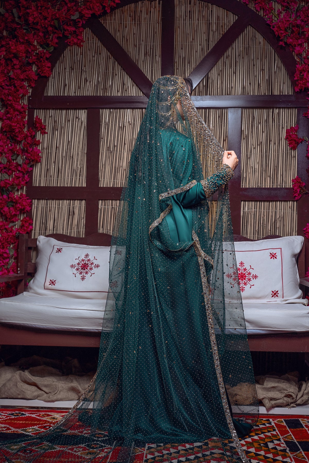 Emerald & Gold Beaded Traditional Jalabiya Gown