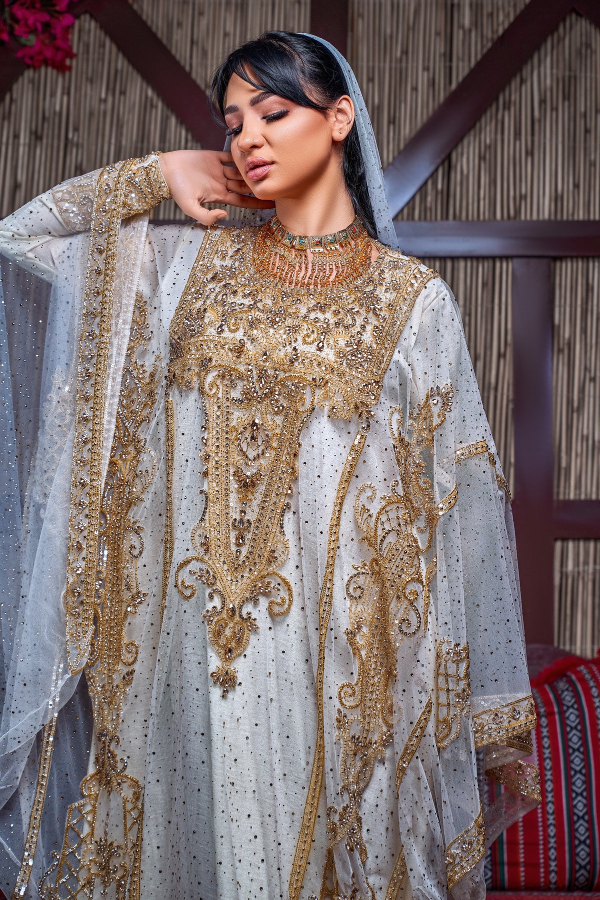 Ivory & Gold Encrusted Traditional Henna Jalabiya